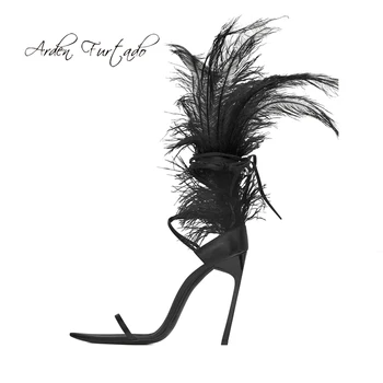 Arden Furtado vasaros aukšti kulniukai 12cm balta stručio plunksna stiletai, seksualus, atviras kojų čiurnos strappy sandalai moterų batai ponios